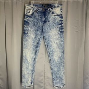 Two Toned Slim Straight Jeans. Size W32